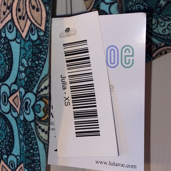 NWT- LuLaRoe woman’s Julia dress - Picture 3 of 4